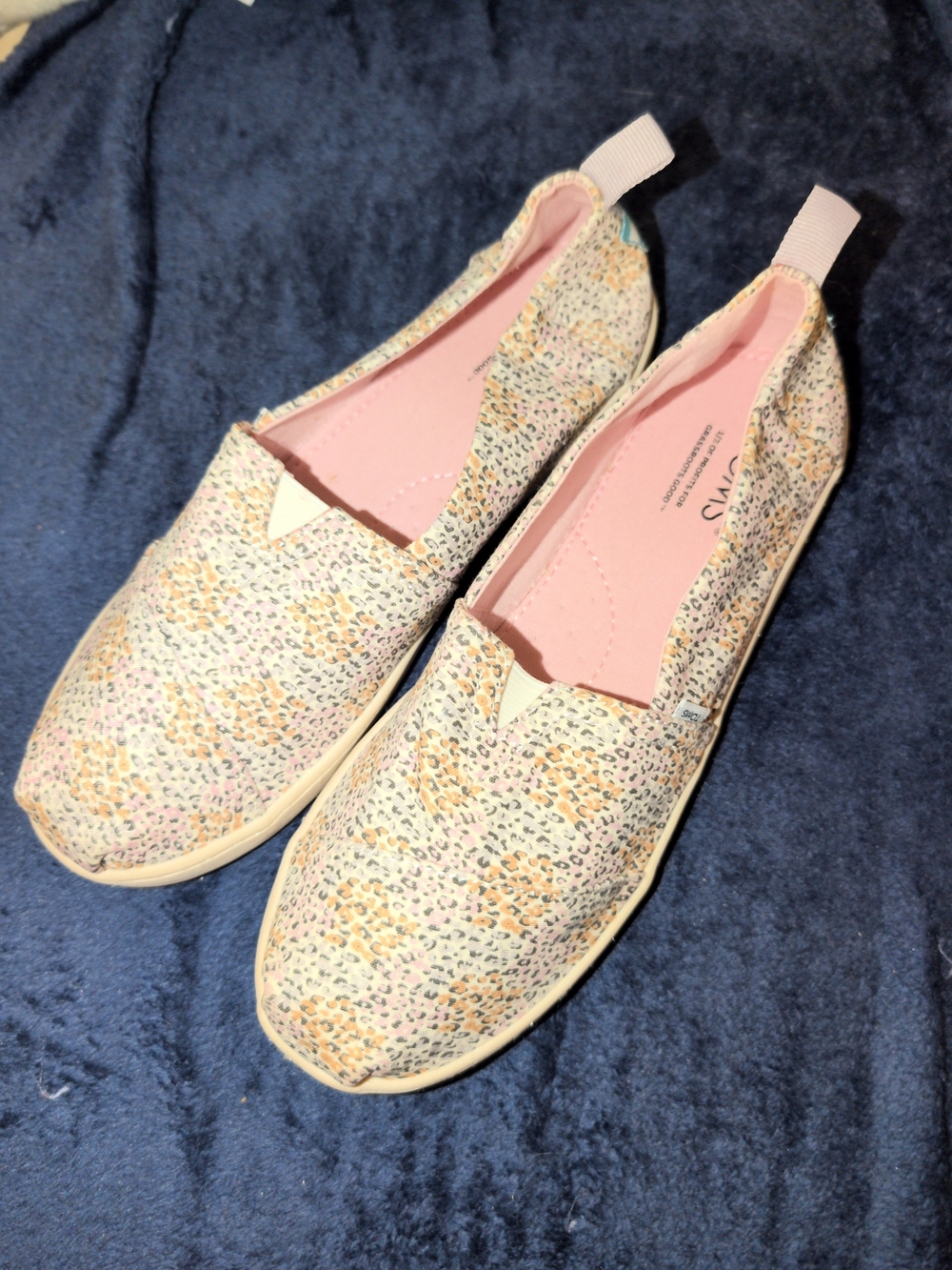 TOMS Pastel Floral Slip-On Loafers in Pink and Cream Y6 Women's 7.5